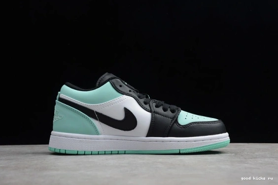 553558-117 Low Emerald 1 553558-117 Toe Jordan 0415